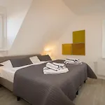 Haus Schoessler, Whg 1
